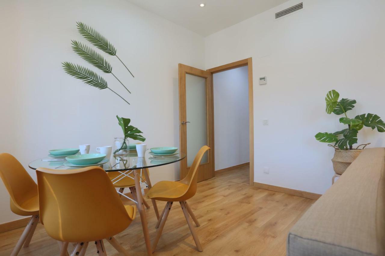 Atocha Art Apartment มาดริด ภายนอก รูปภาพ