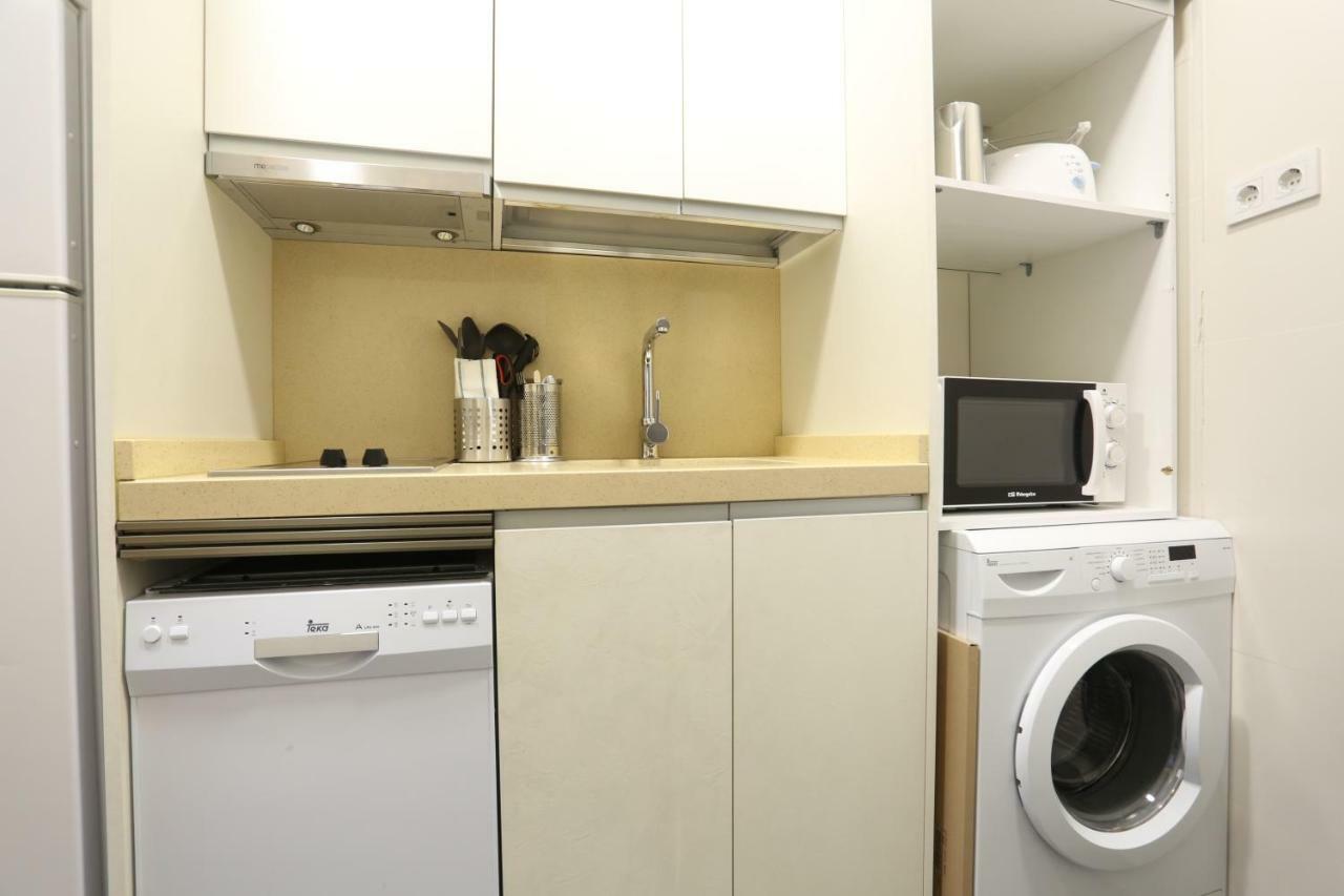 Atocha Art Apartment มาดริด ภายนอก รูปภาพ