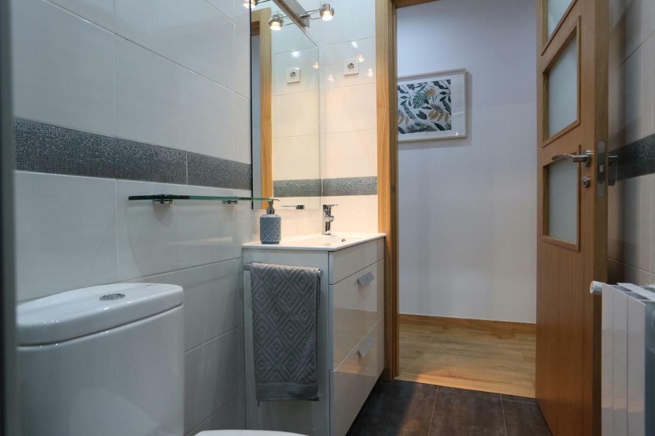 Atocha Art Apartment มาดริด ภายนอก รูปภาพ