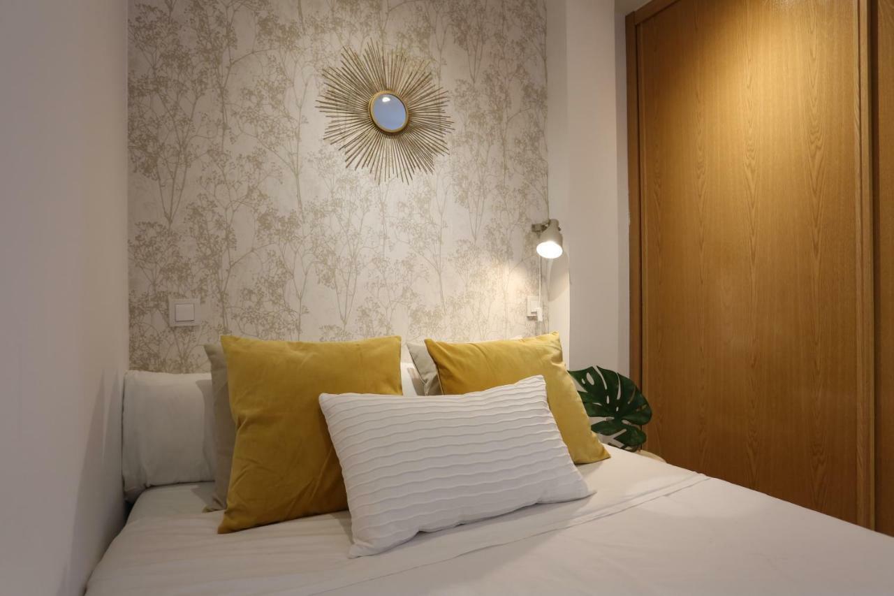Atocha Art Apartment มาดริด ภายนอก รูปภาพ