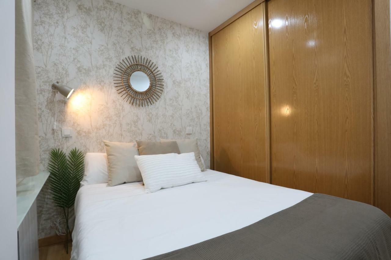 Atocha Art Apartment มาดริด ภายนอก รูปภาพ