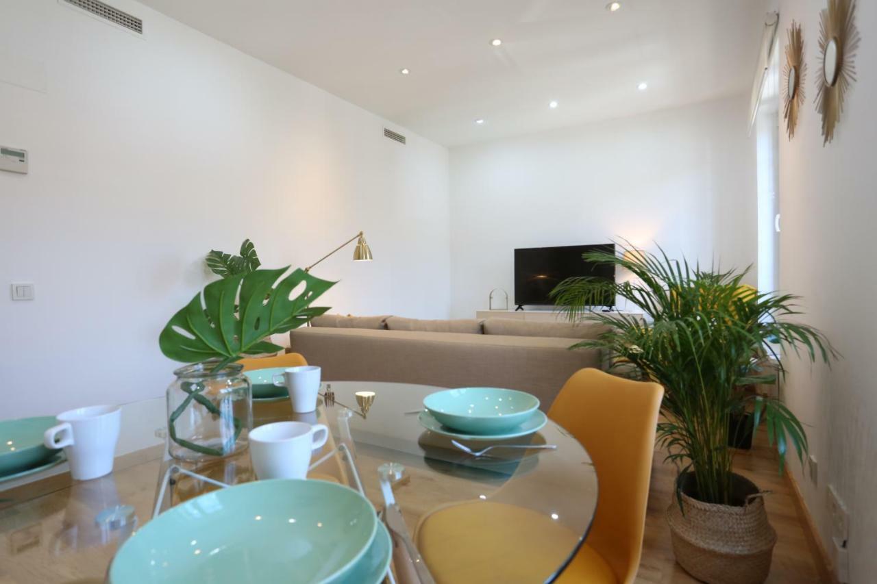 Atocha Art Apartment มาดริด ภายนอก รูปภาพ