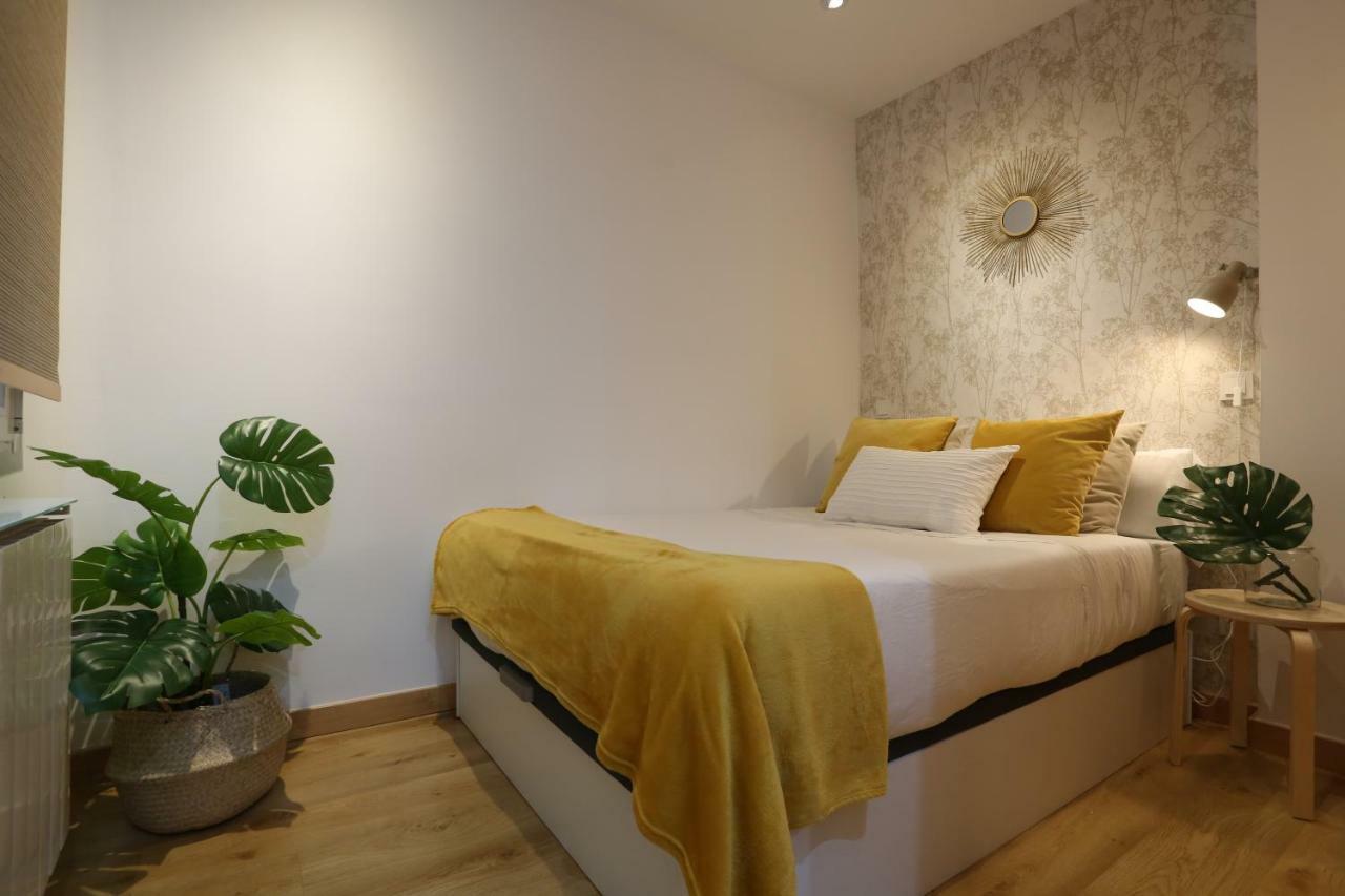 Atocha Art Apartment มาดริด ภายนอก รูปภาพ