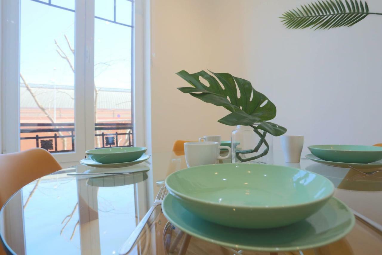 Atocha Art Apartment มาดริด ภายนอก รูปภาพ